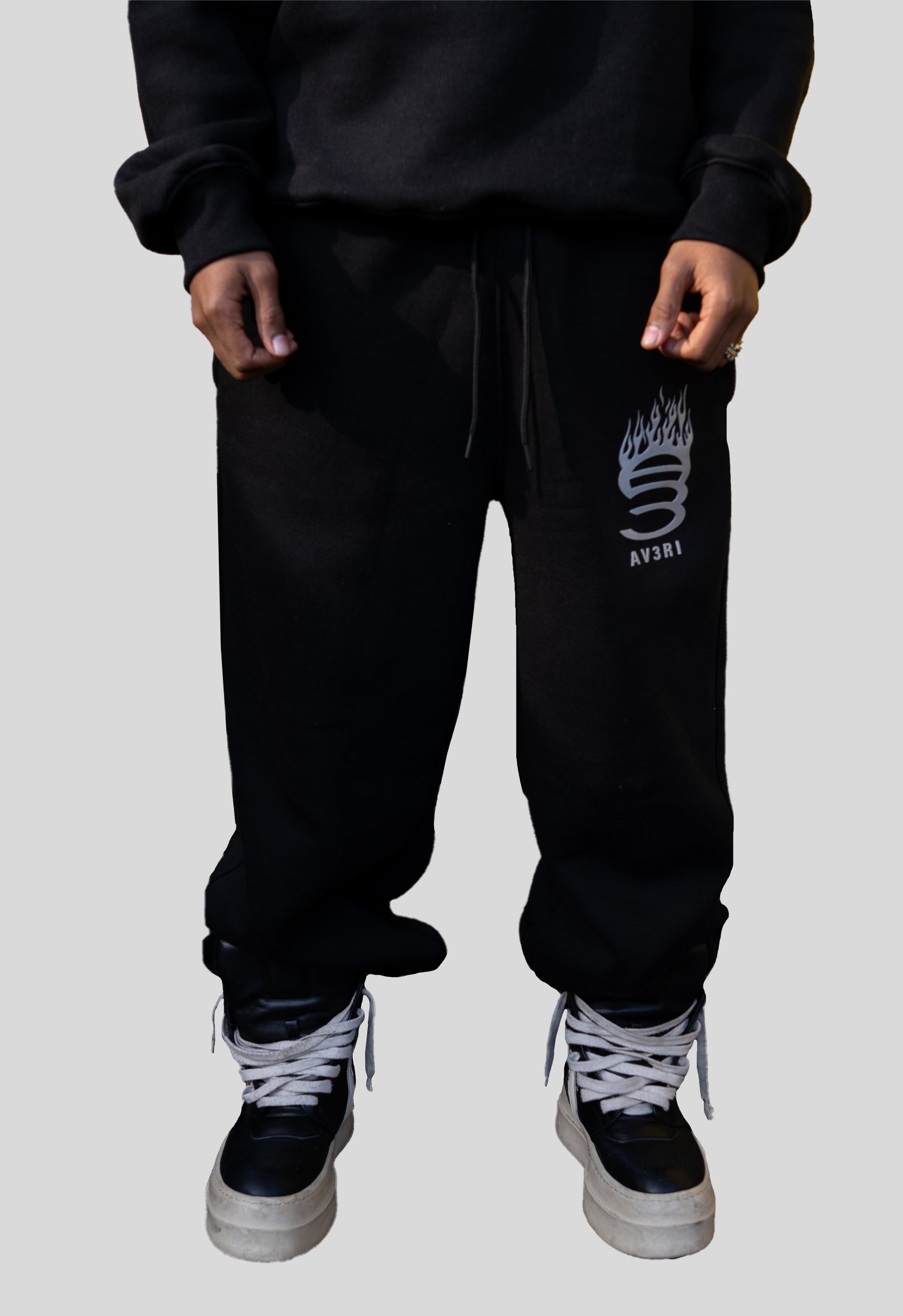 Black Essential Pants