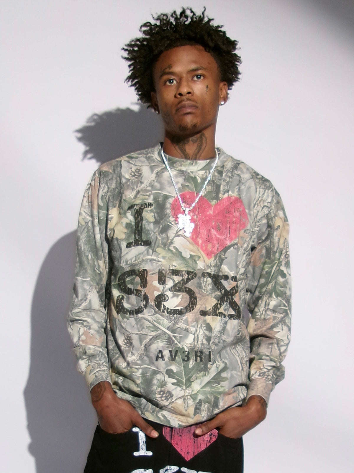 CAMO SEX LONGESLEEVE TEE